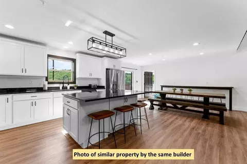 Kitchen - 128 Poolside Way, Branson West, MO 65737 photo 2 of 4