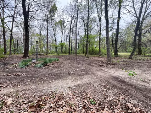 10140 County Road 6610, West Plains, MO 65775