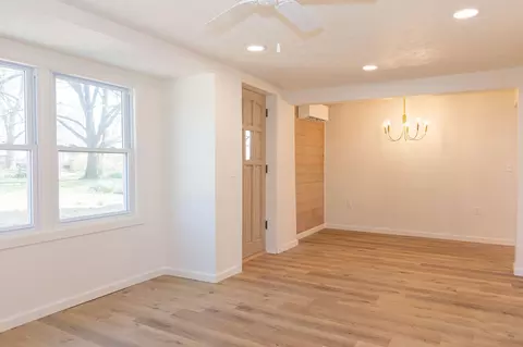 Living - 1008 Frisco St, Monett, MO 65708 photo 1 of 2