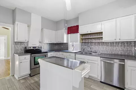 Kitchen - 404 E Oak St, Ozark, MO 65721 photo 1 of 3
