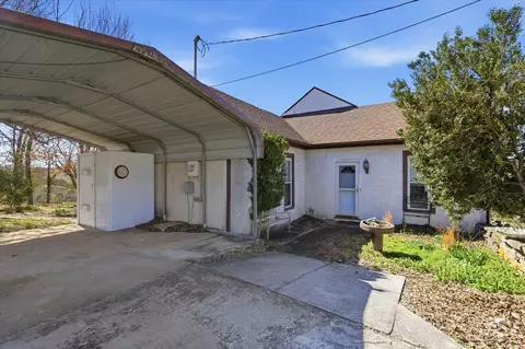Other - 404 E Oak St, Ozark, MO 65721 photo 1 of 3