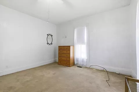 Bedroom - 404 E Oak St, Ozark, MO 65721 photo 3 of 3