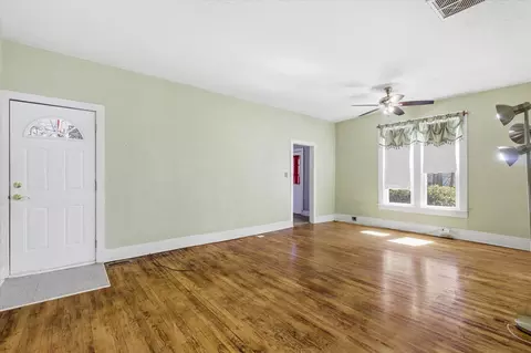 Living - 404 E Oak St, Ozark, MO 65721 photo 2 of 3