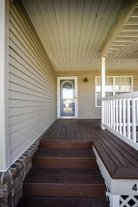 Exterior - 423 Honeysuckle Ln, Monett, MO 65708 photo 5 of 16
