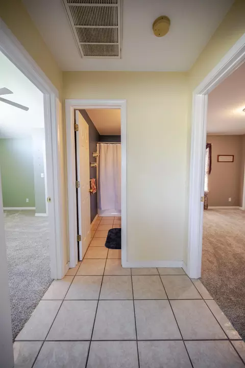 Entry Way - 423 Honeysuckle Ln, Monett, MO 65708 photo 2 of 2