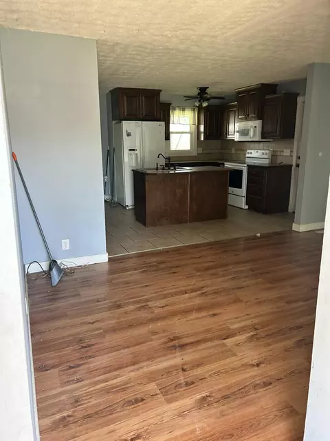 1003 E Lark St, Ozark, MO 65721 photo 6