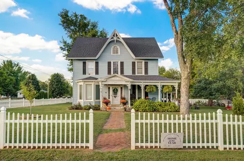 315 W Washington St, Marionville, MO 65705