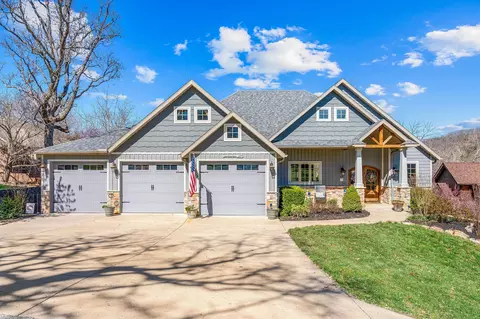 429 Hidden Shores Dr, Branson West, MO 65737