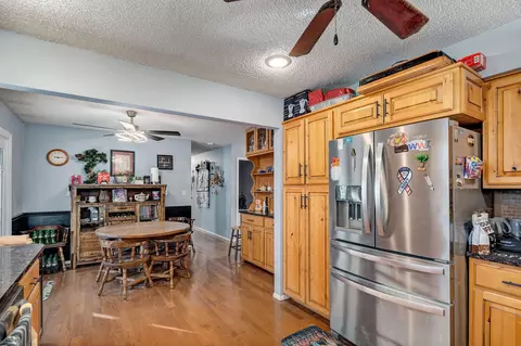 Entry Way - 2240 W Alta St, Springfield, MO 65810 photo 3 of 3