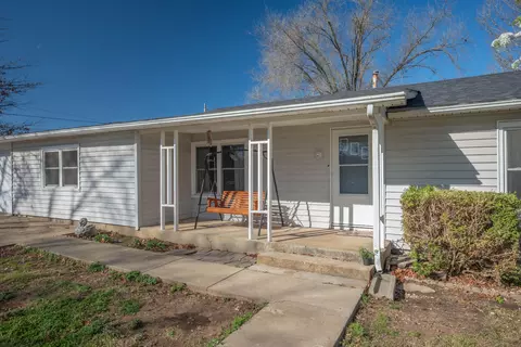 300 Crystal View Dr, Cassville, MO 65625