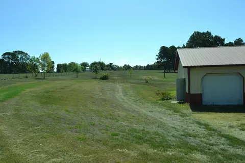 Exterior - 33202 Missouri State Highway East 14, Ava, MO 65608 photo 12 of 19