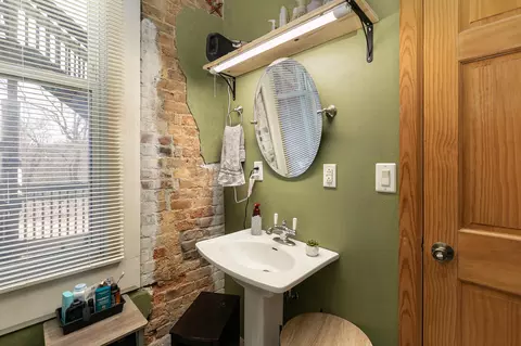 Bath - 207 W Main St, Ash Grove, MO 65604 photo 2 of 4