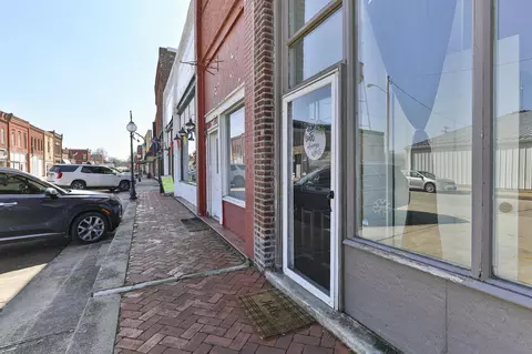 Exterior - 207 W Main St, Ash Grove, MO 65604 photo 10 of 11