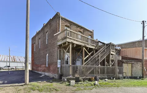 Exterior - 207 W Main St, Ash Grove, MO 65604 photo 5 of 11