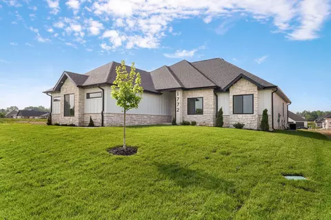 Exterior - 1772 E Peartree Dr, Ozark, MO 65721 photo 2 of 10