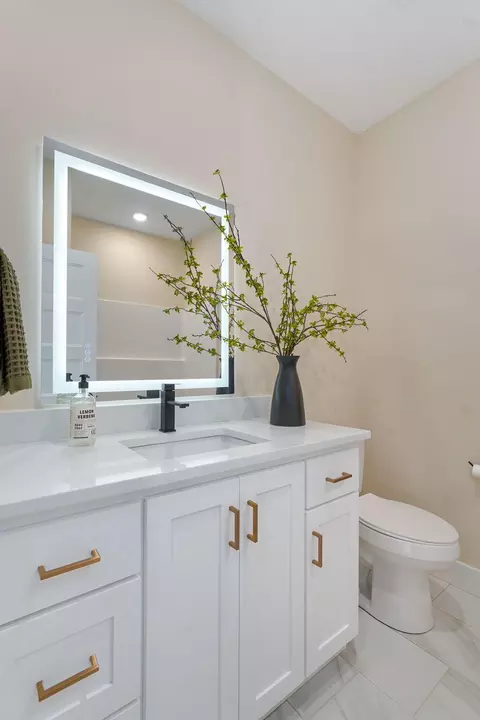 Bath - 1772 E Peartree Dr, Ozark, MO 65721 photo 6 of 8