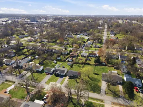 View/Area - 1508 E Livingston St, Springfield, MO 65803 photo 1 of 2