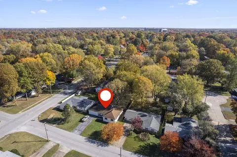 View/Area - 2012 S Roanoke Ave, Springfield, MO 65807 photo 2 of 2