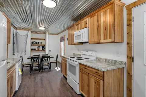 Kitchen - 1715 Hideaway Rd #E - 3, Galena, MO 65656 photo 1 of 2