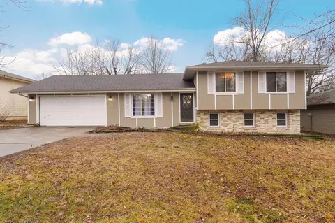 Exterior - 2516 W Blackburn Dr, Springfield, MO 65807 photo 8 of 8