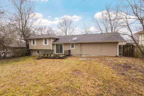 Exterior - 2516 W Blackburn Dr, Springfield, MO 65807 photo 5 of 8