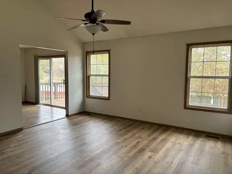 424 S Southgate Dr, Nixa, MO 65714 photo 3