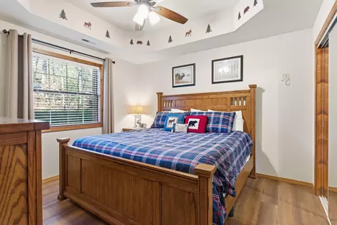 Bedroom - 24 Village Trl #13-2, Branson, MO 65616 photo 5 of 6