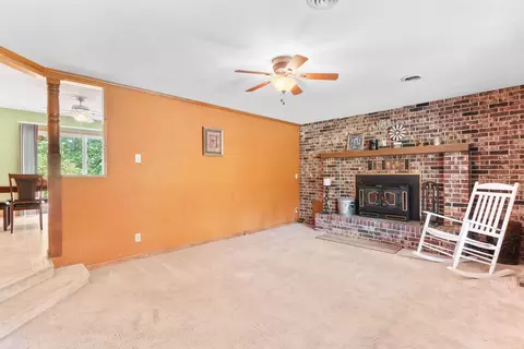 Living - 178 Garner Dr, Ozark, MO 65721 photo 2 of 4