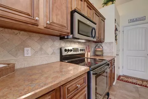 1067 E Daisy Falls Dr, Nixa, MO 65714 photo 8