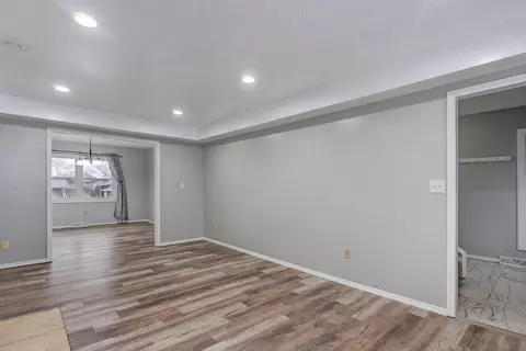 Living - 2317 S Hilton Ave, Springfield, MO 65807 photo 2 of 8