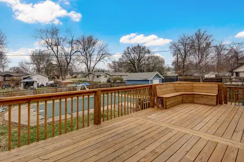 Exterior - 2317 S Hilton Ave, Springfield, MO 65807 photo 4 of 10