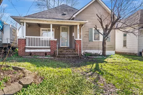 832 W Calhoun St, Springfield, MO 65802