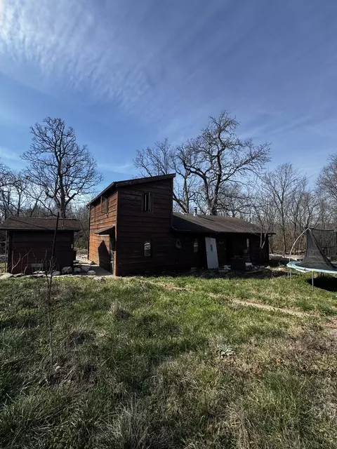 404 Evergreen St, Springfield, MO 65803