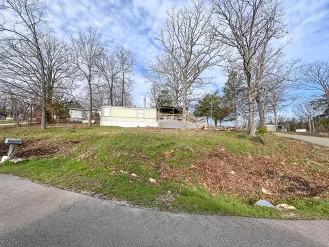 139 Cloverdale Cir, Theodosia, MO 65761