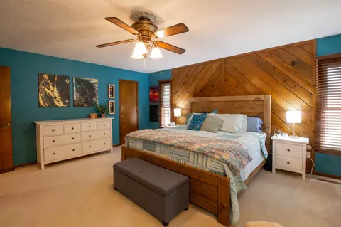 Bedroom - 8420 Interlochen Dr, Nixa, MO 65714 photo 4 of 8