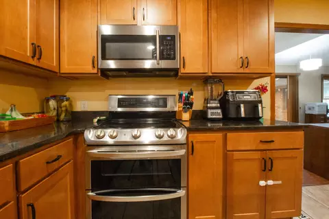 Kitchen - 8420 Interlochen Dr, Nixa, MO 65714 photo 1 of 2