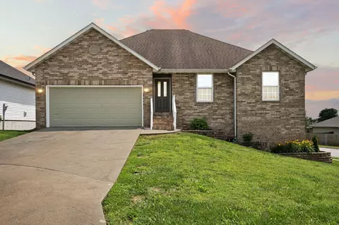 4418 W State St, Springfield, MO 65802