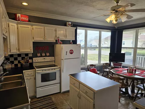 202 W Santee St, Wheaton, MO 64874 photo 47