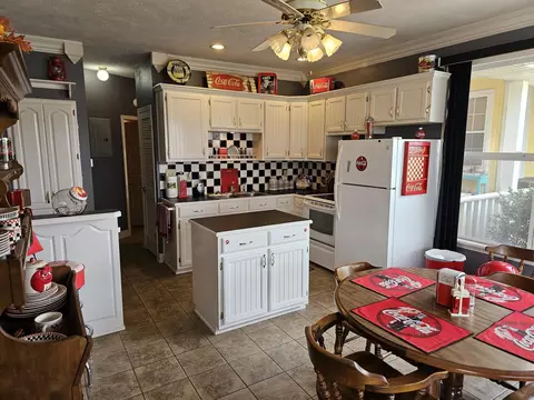202 W Santee St, Wheaton, MO 64874 photo 46