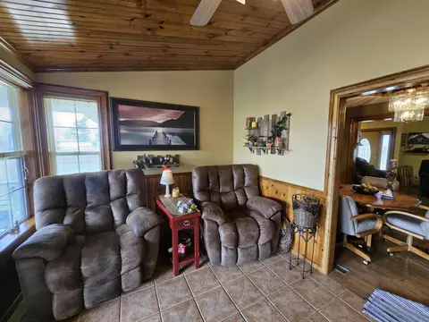 202 W Santee St, Wheaton, MO 64874 photo 15