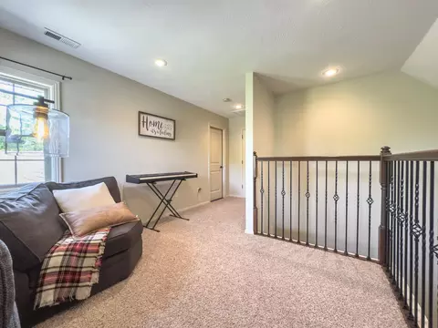 Entry Way - 555 E Farm Road 84, Springfield, MO 65803 photo 4 of 4