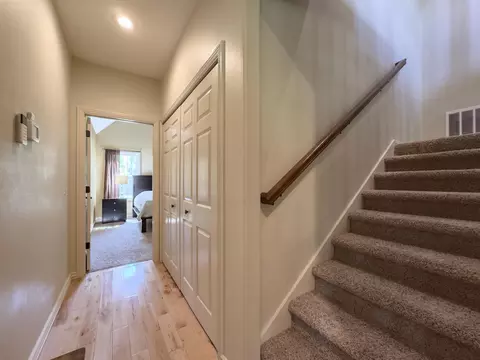 Entry Way - 555 E Farm Road 84, Springfield, MO 65803 photo 3 of 4