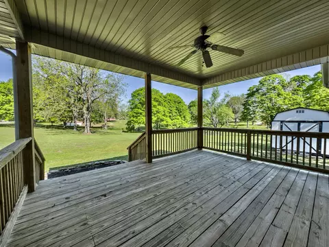 Exterior - 555 E Farm Road 84, Springfield, MO 65803 photo 5 of 7