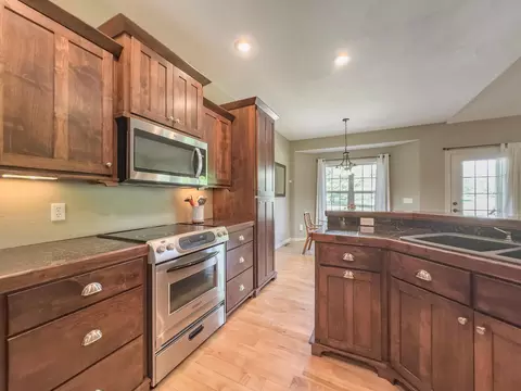 Kitchen - 555 E Farm Road 84, Springfield, MO 65803 photo 5 of 5