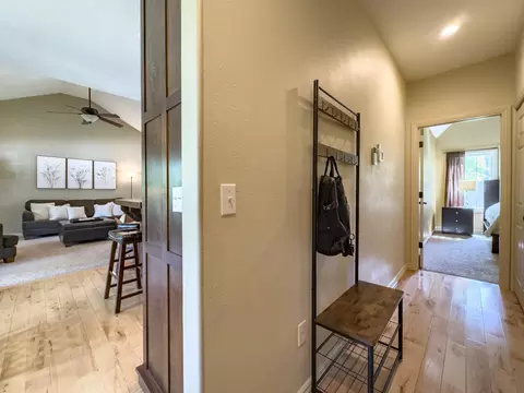 Entry Way - 555 E Farm Road 84, Springfield, MO 65803 photo 2 of 4