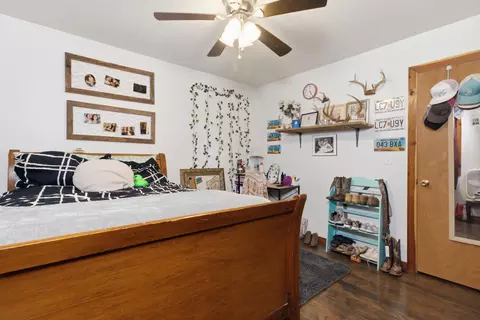 Bedroom - 1404 County Road 154, Brixey, MO 65618 photo 5 of 7
