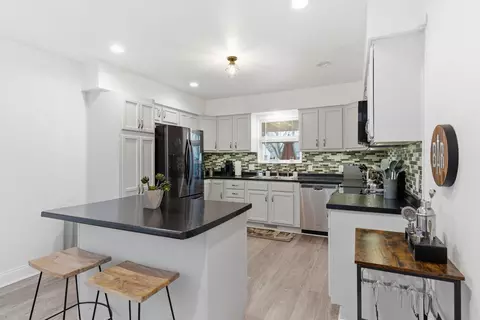 Kitchen - 1834 S Jefferson Ave, Springfield, MO 65807 photo 1 of 3