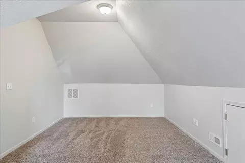 Bedroom - 1123 E Blaine St, Springfield, MO 65803 photo 4 of 4