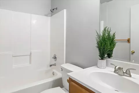 Bath - 1123 E Blaine St, Springfield, MO 65803 photo 1 of 4