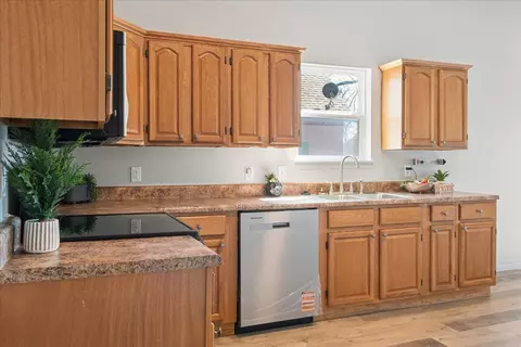 Kitchen - 1123 E Blaine St, Springfield, MO 65803 photo 4 of 4